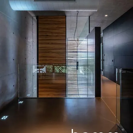 500m² Homm In Kerameikos Villa