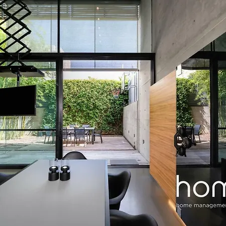 Villa 500m² Homm In Kerameikos Athens