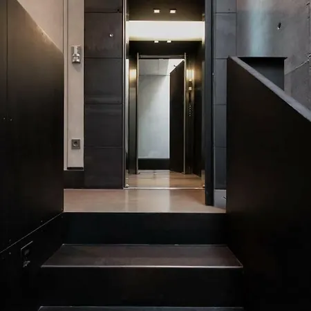 500m² Homm In Kerameikos Athens